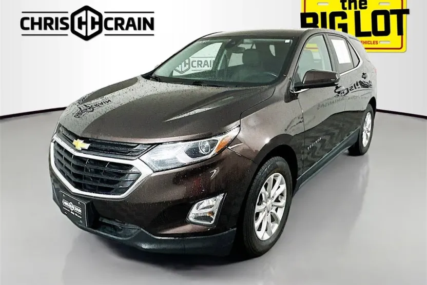 2020 Chevrolet Equinox LT photo 1