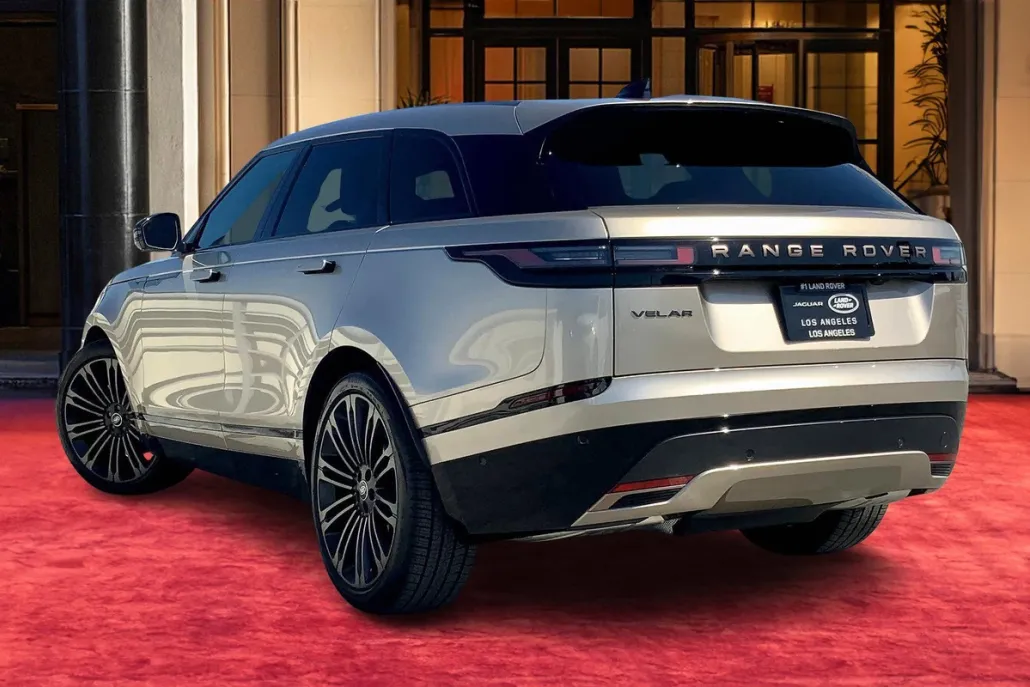 2026 Land Rover Range Rover Velar P400 Autobiography photo 1