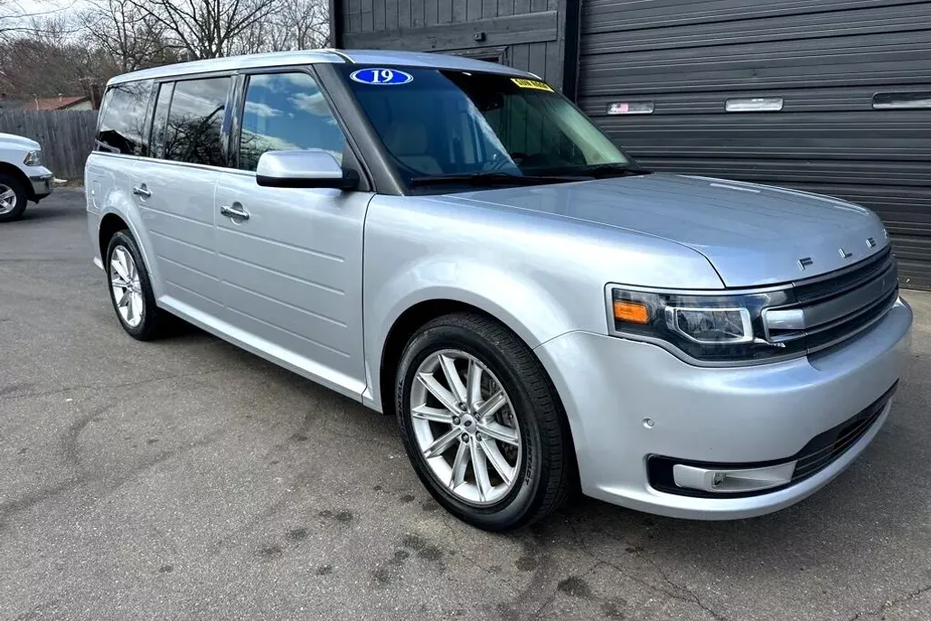 2019 Ford Flex Limited photo 1