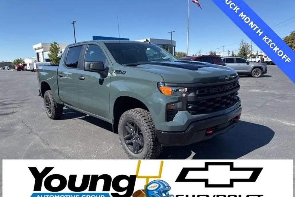 2026 Chevrolet Silverado 1500 Custom Trail Boss photo 1