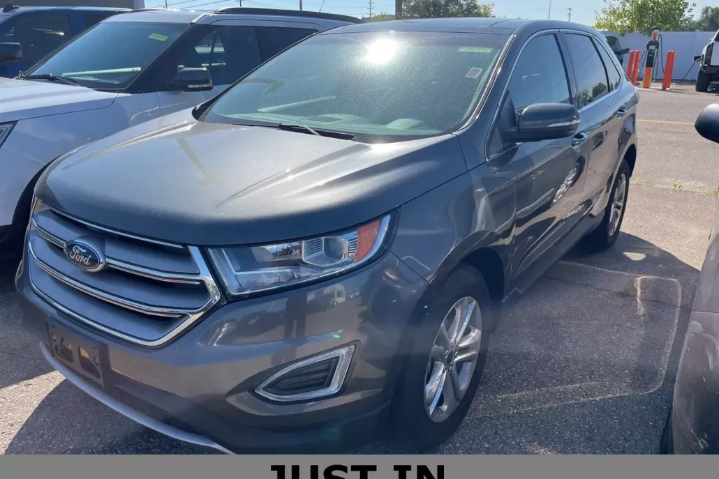 2017 Ford Edge SEL photo 1