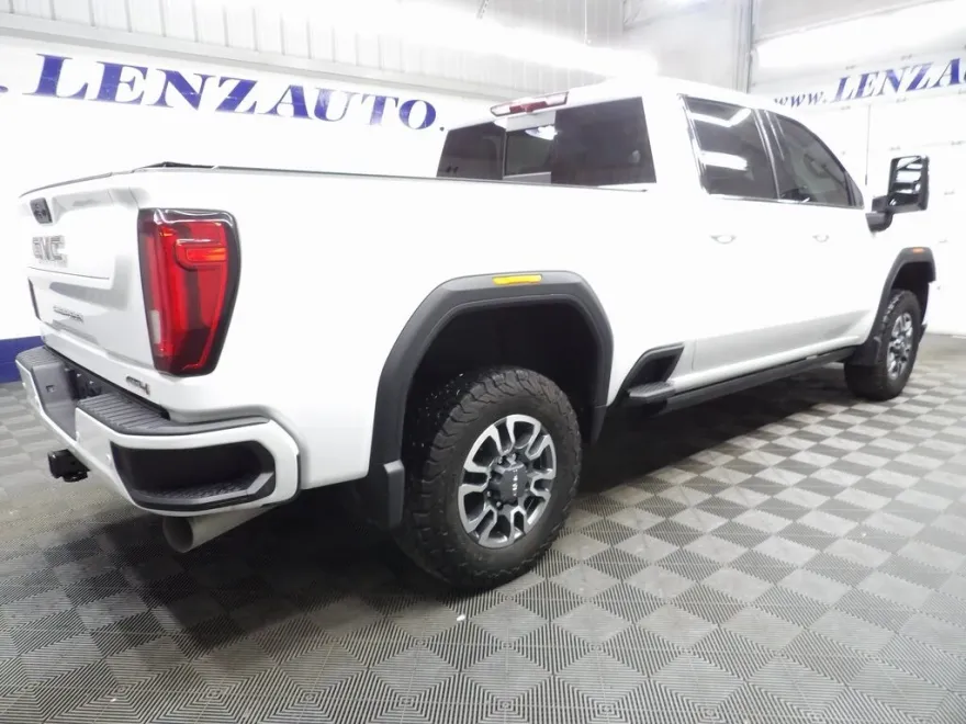 2023 Gmc Sierra HD AT4 photo 1