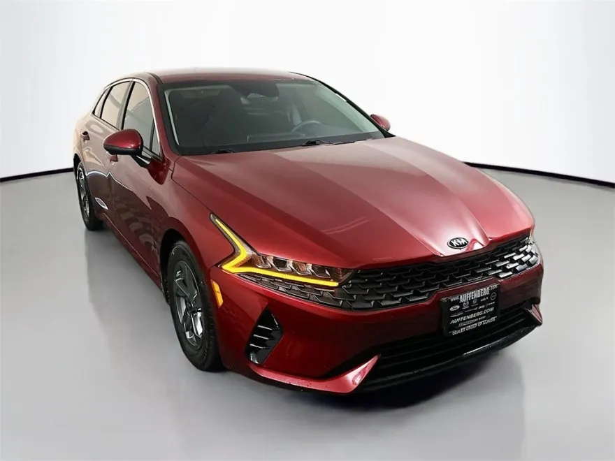 2021 Kia K5 LXS photo 1