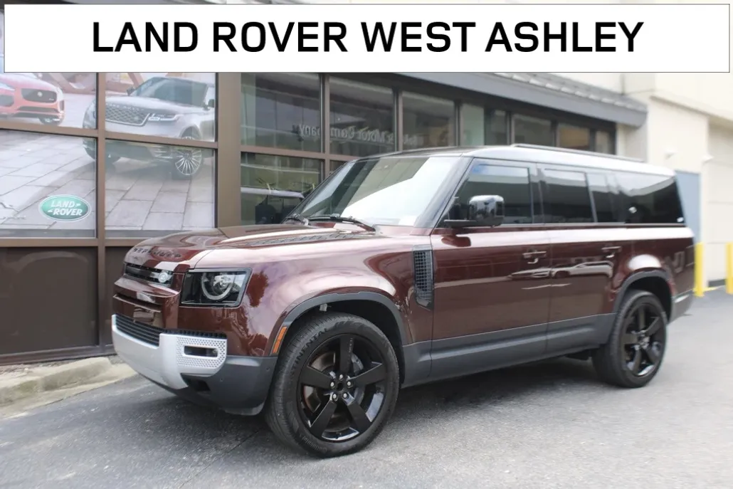2024 Land Rover Defender S photo 1