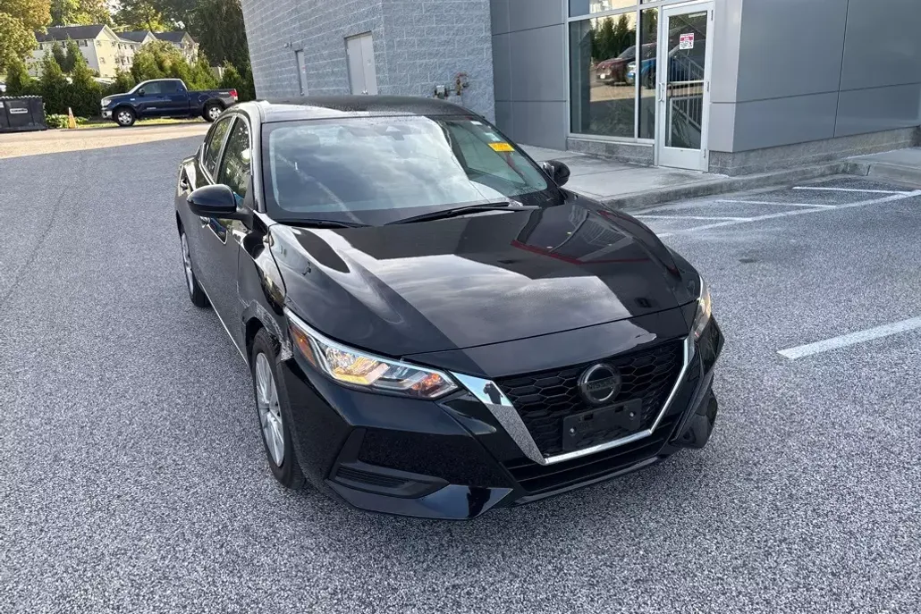 2023 Nissan Sentra S photo 1