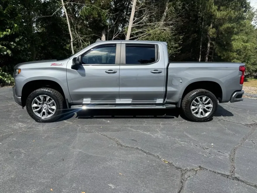 2022 Chevrolet Silverado 1500 RST photo 1