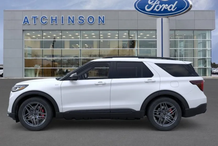 2025 Ford Explorer ST-Line photo 1