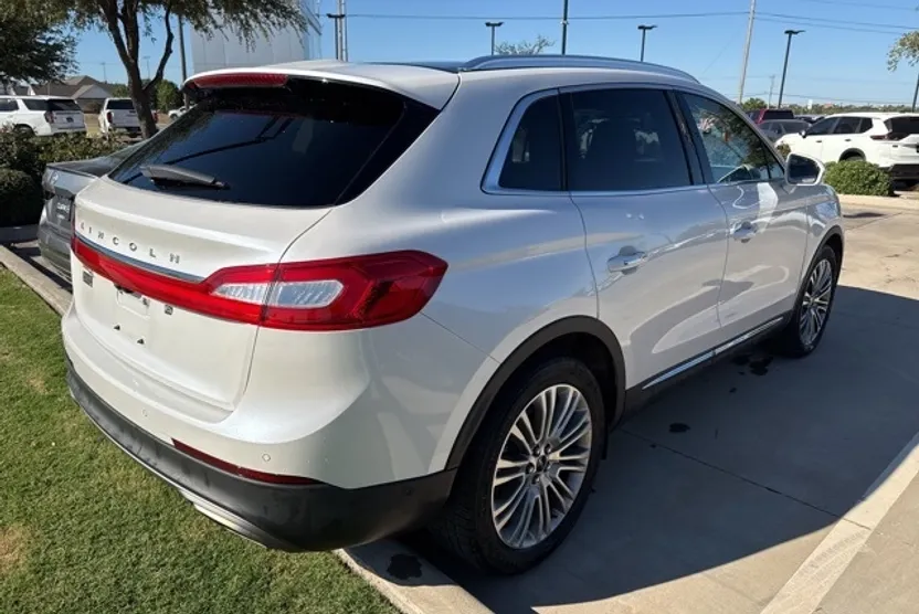 2018 Lincoln MKX Reserve photo 1