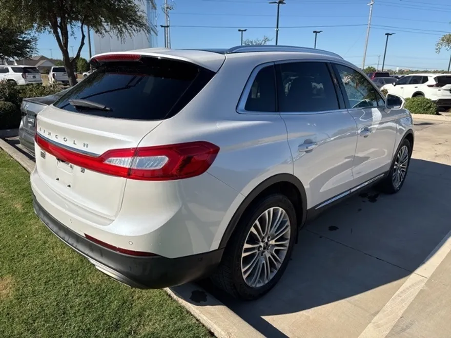 2018 Lincoln MKX Reserve photo 1