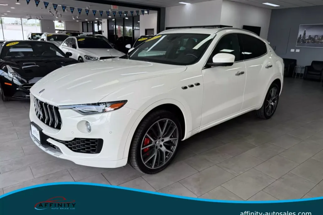 2017 Maserati Levante photo 1
