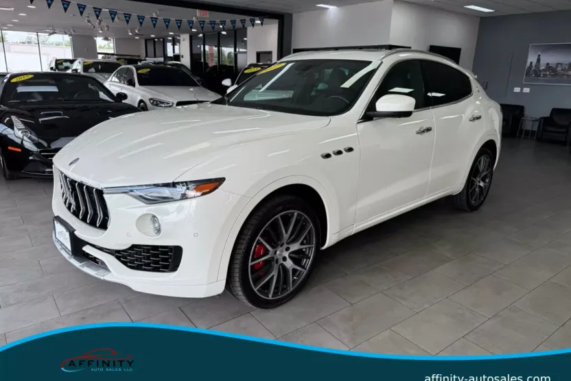 2017 Maserati Levante photo 1