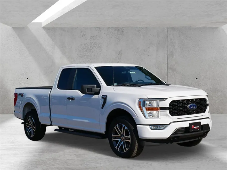 2022 Ford F-150 XL photo 1