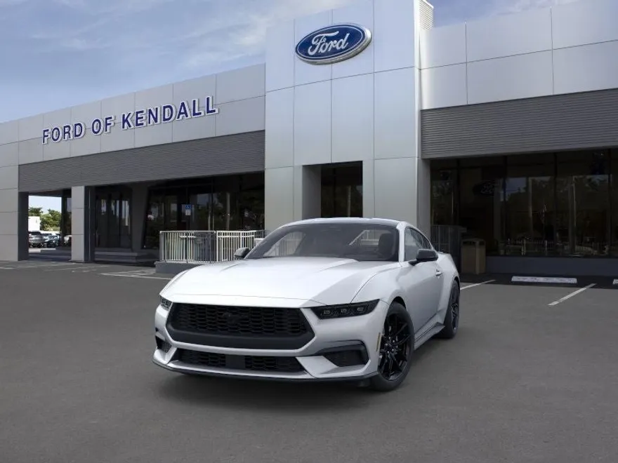 2025 Ford Mustang EcoBoost photo 1
