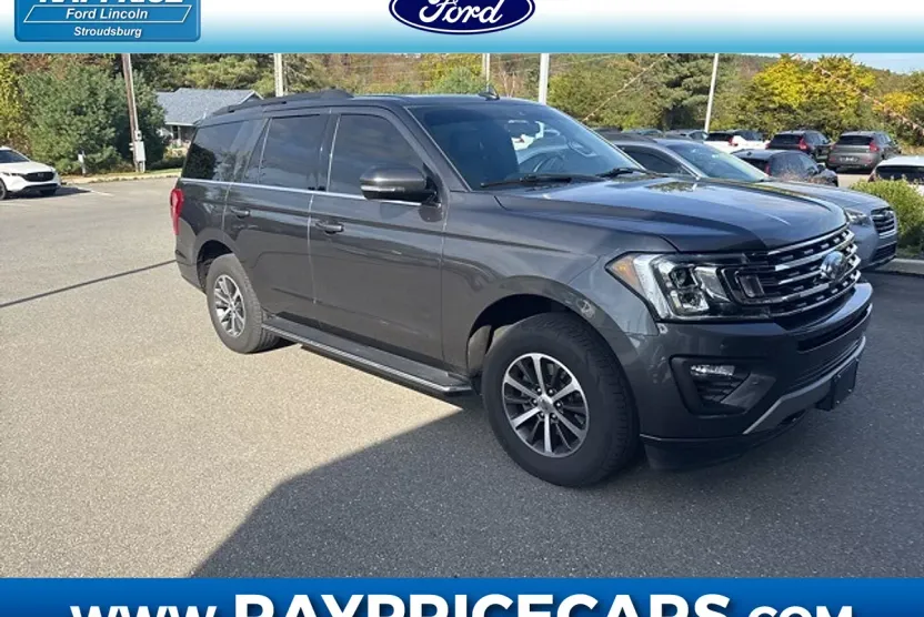 2020 Ford Expedition XLT photo 1