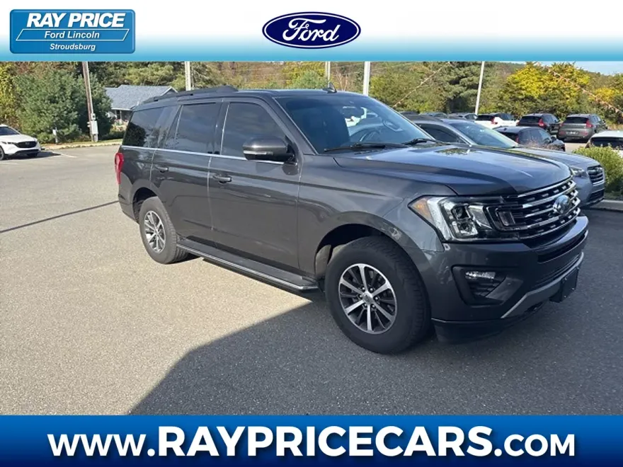 2020 Ford Expedition XLT photo 1