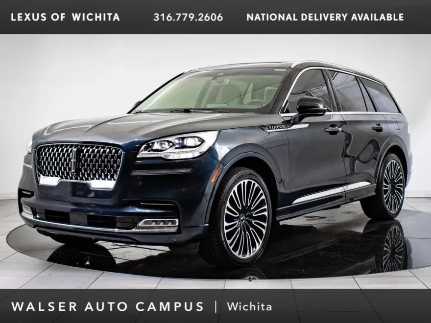 2023 Lincoln Aviator Black Label photo 1
