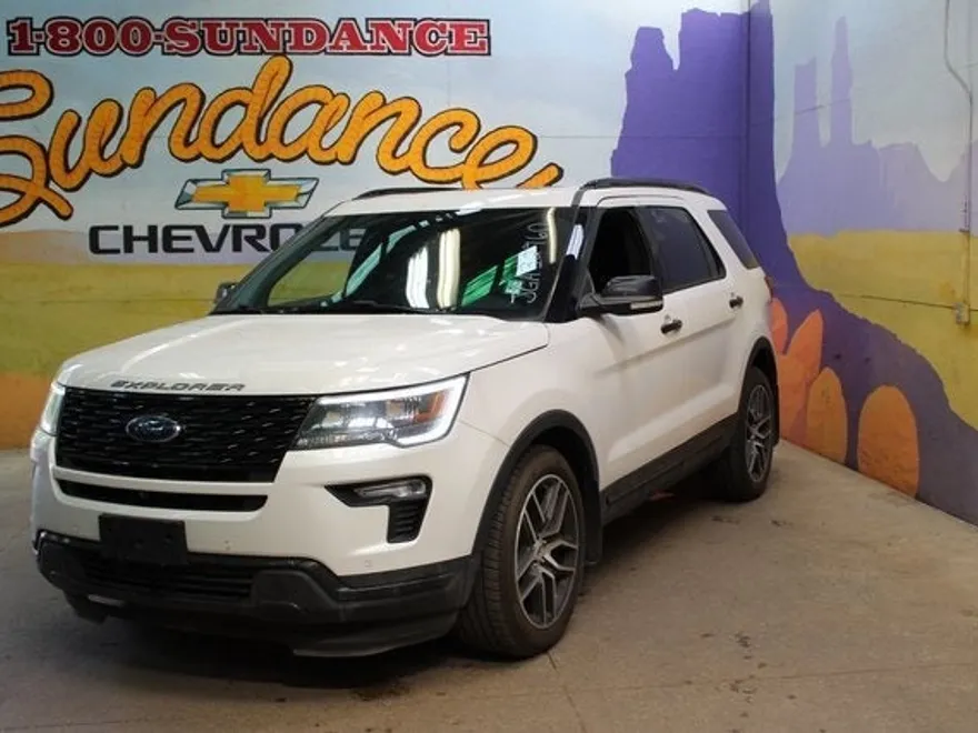 2018 Ford Explorer Sport photo 1