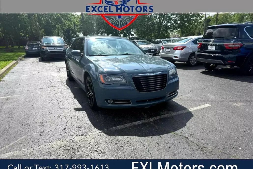 2014 Chrysler 300 S photo 1