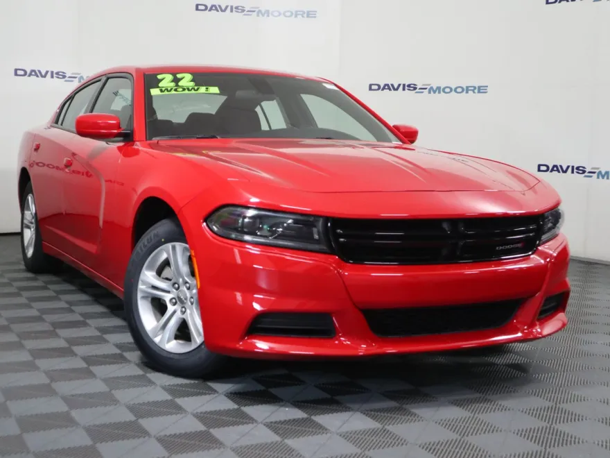 2022 Dodge Charger SXT photo 1