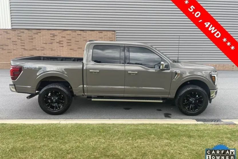 2025 Ford F-150 Lariat photo 1