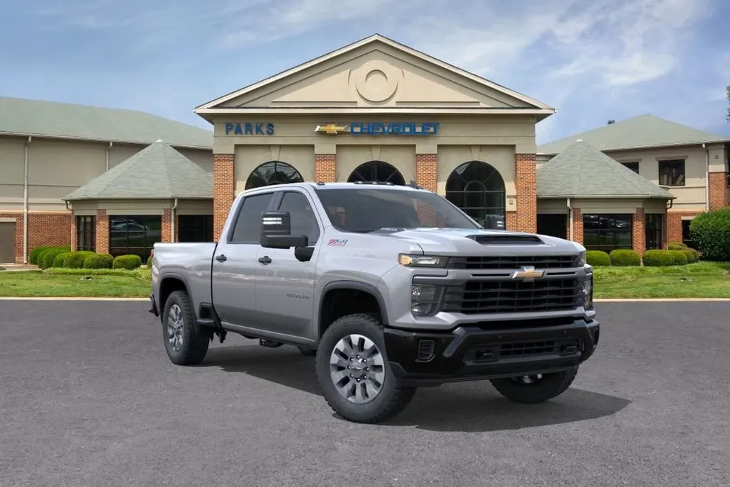 2026 Chevrolet Silverado 2500HD Custom photo 1