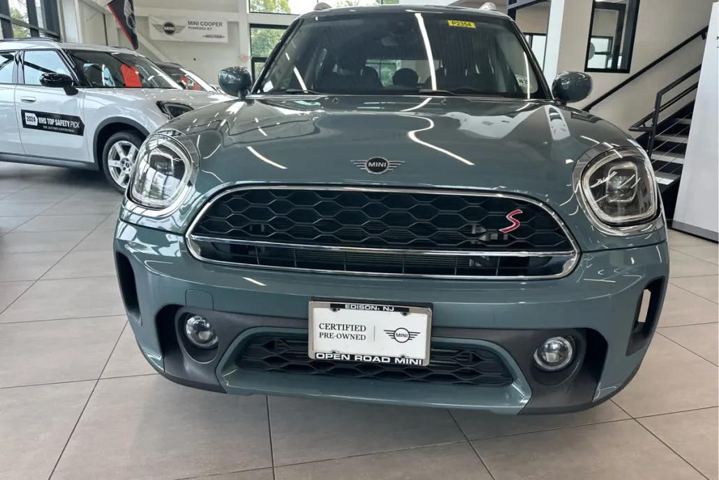 2023 Mini Countryman ALL4 S photo 1