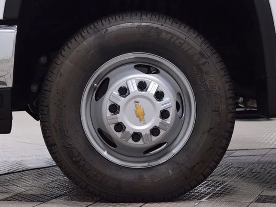 2025 Chevrolet Silverado 3500HD Work Truck photo 1