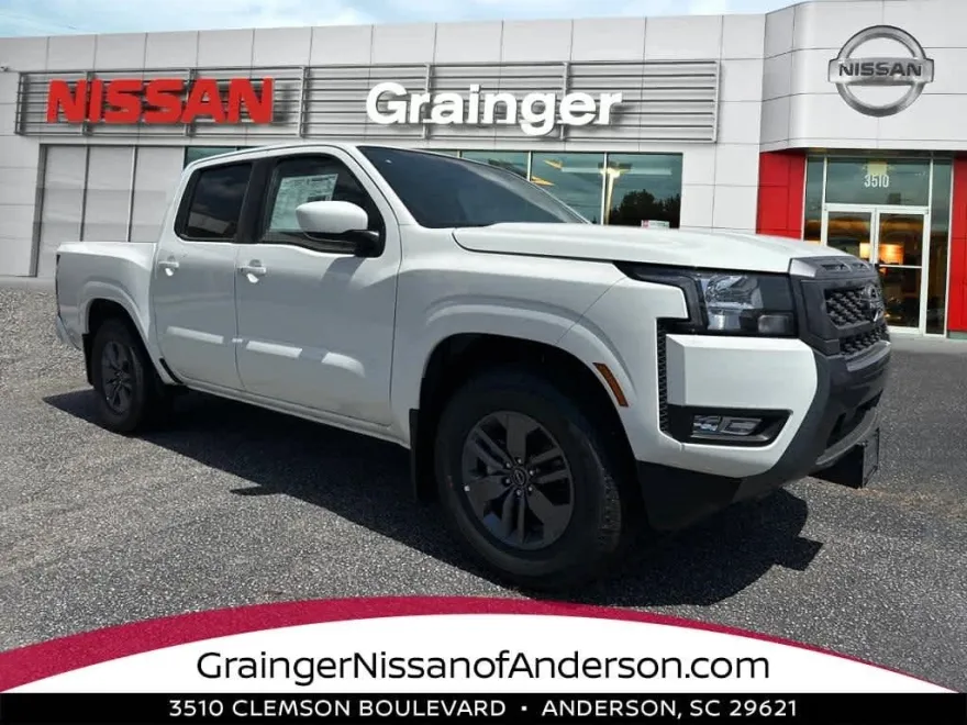 2025 Nissan Frontier SV photo 1