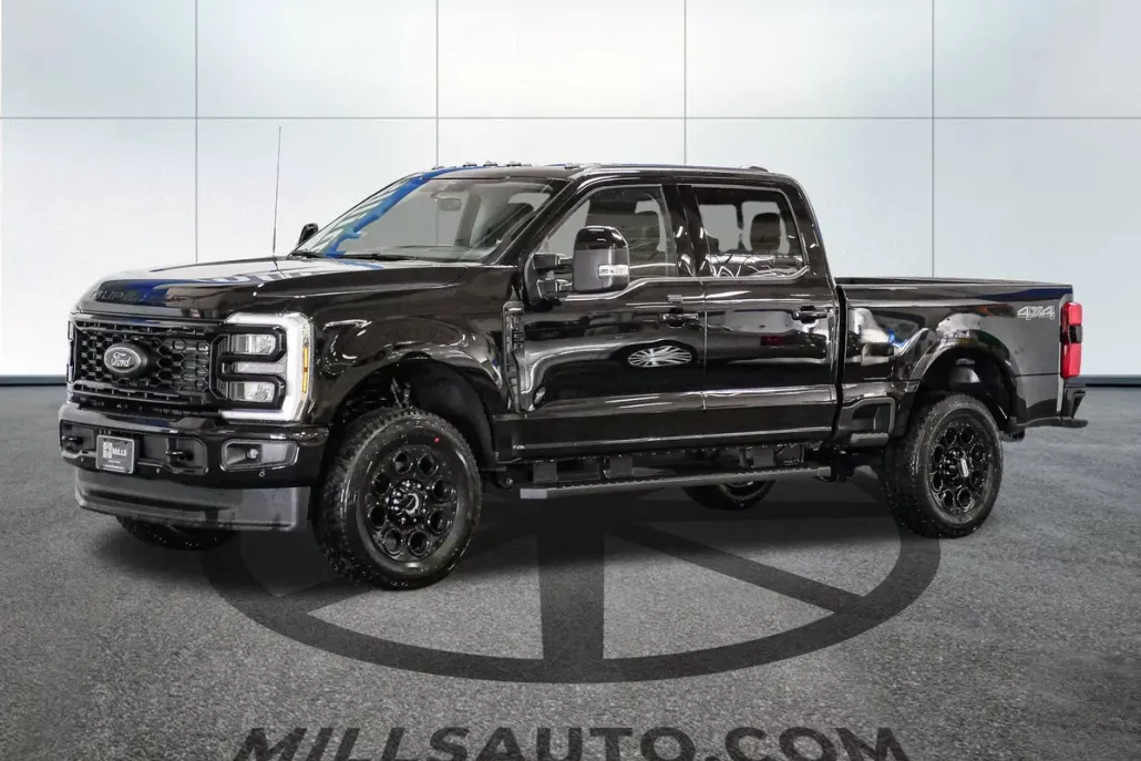 2025 Ford F-350 Lariat photo 1