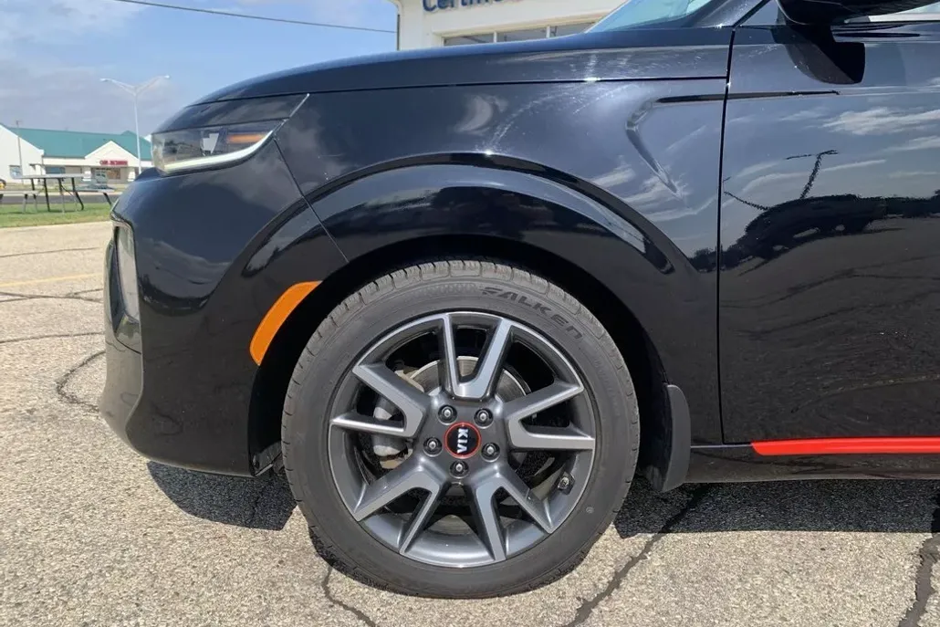 2020 Kia Soul GT-Line Turbo photo 1