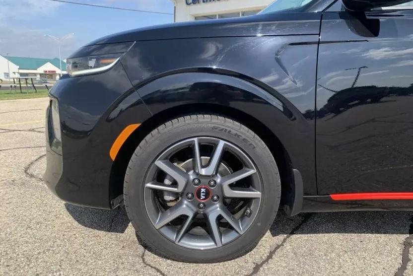 2020 Kia Soul GT-Line Turbo photo 1