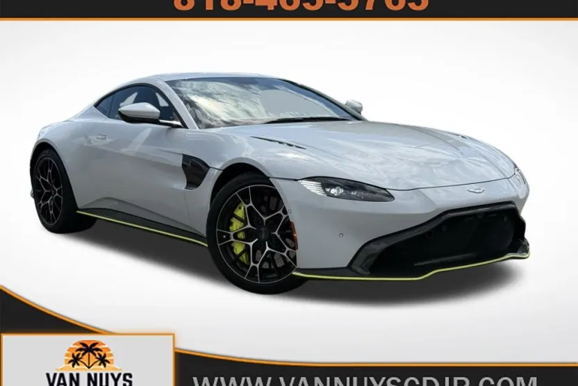 2020 Aston Martin Vantage photo 1