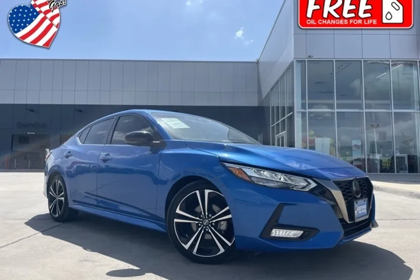 2023 Nissan Sentra SR photo 1