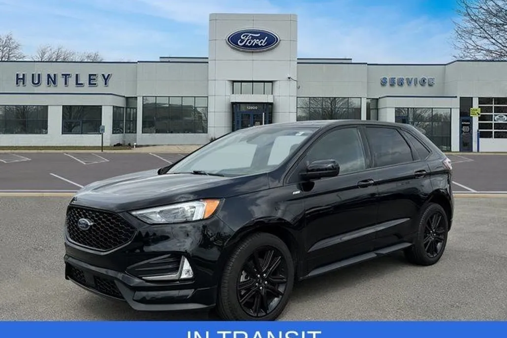 2022 Ford Edge ST photo 1