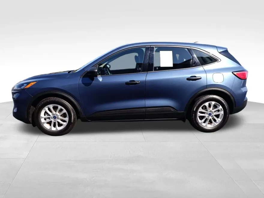 2020 Ford Escape S photo 1