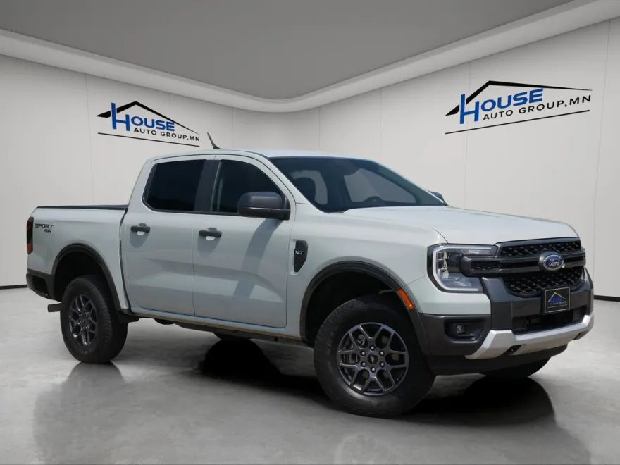 2024 Ford Ranger XLT photo 1
