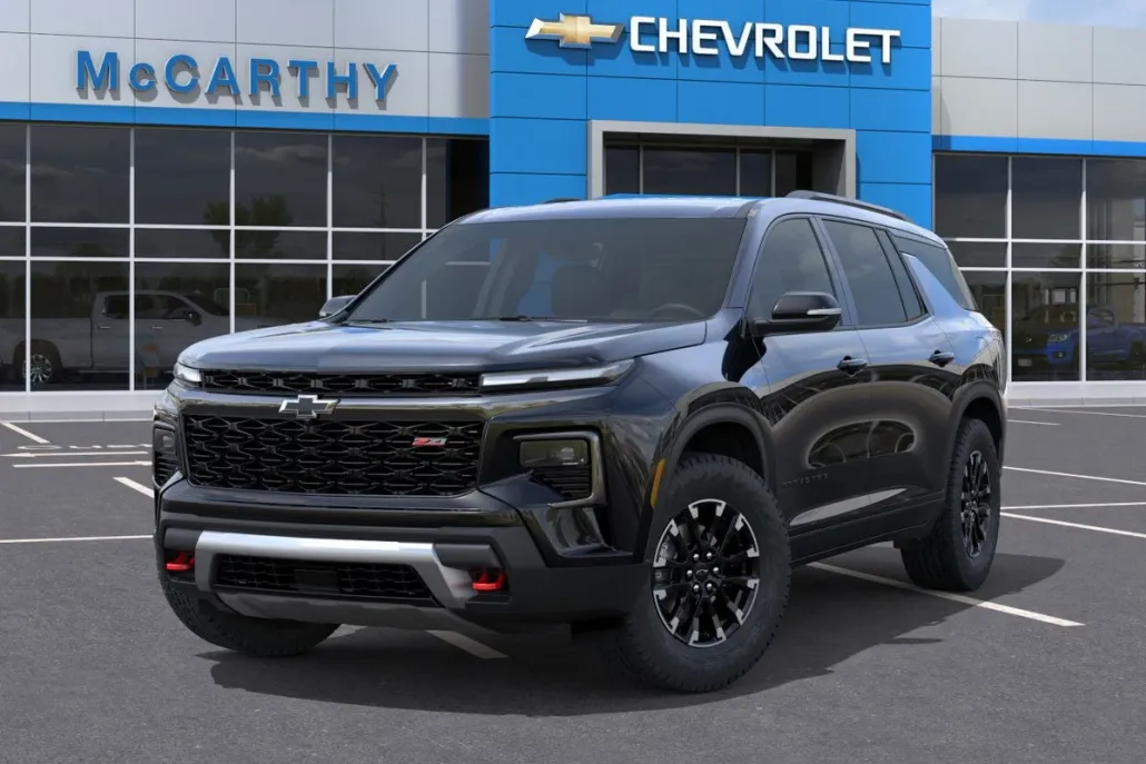 2026 Chevrolet Traverse Z71 photo 1