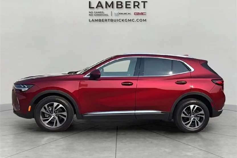 2022 Buick Envision Essence photo 1