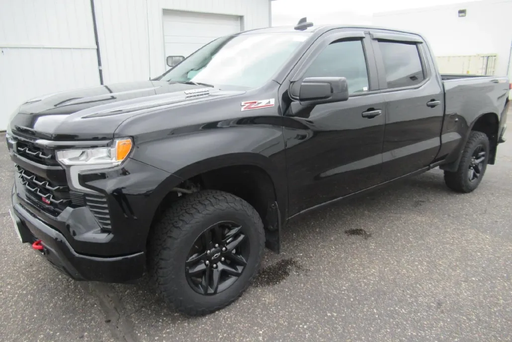 2022 Chevrolet Silverado 1500 LT Trail Boss photo 1