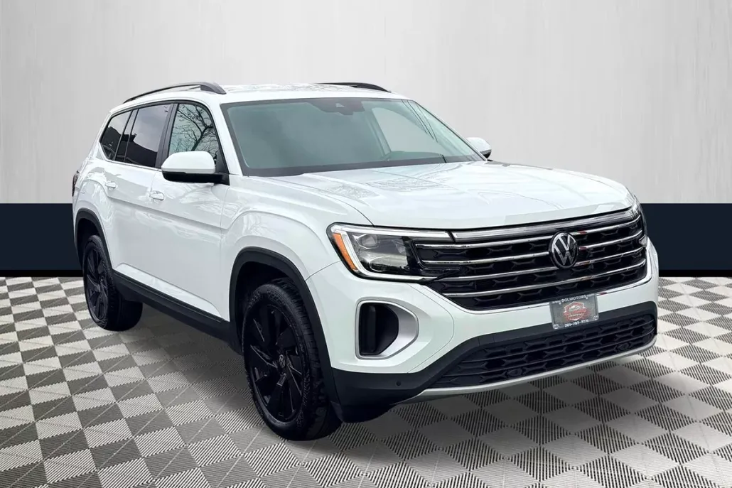 2024 Volkswagen Atlas SE Technology photo 1