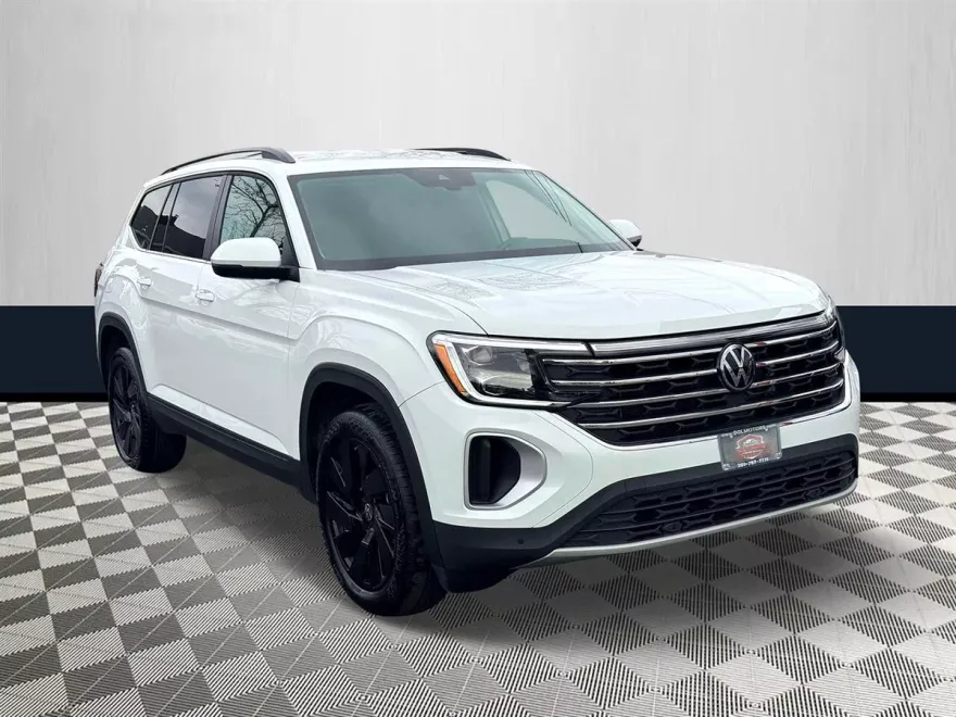 2024 Volkswagen Atlas SE Technology photo 1