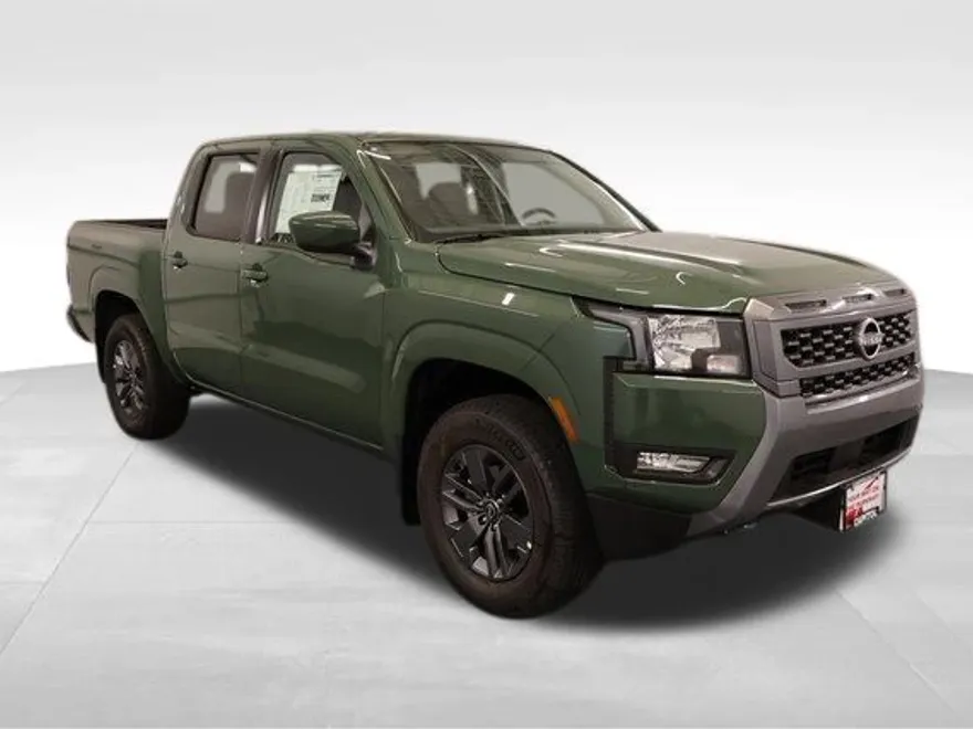 2025 Nissan Frontier SV photo 1