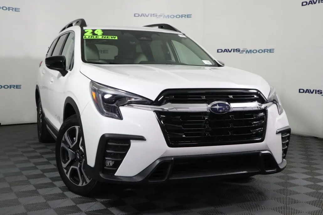 2024 Subaru Ascent Limited photo 1