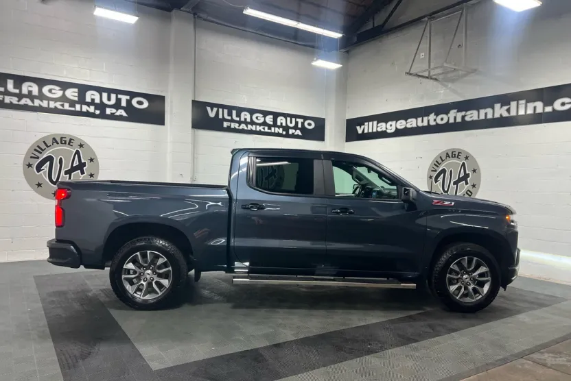 2021 Chevrolet Silverado 1500 RST photo 1