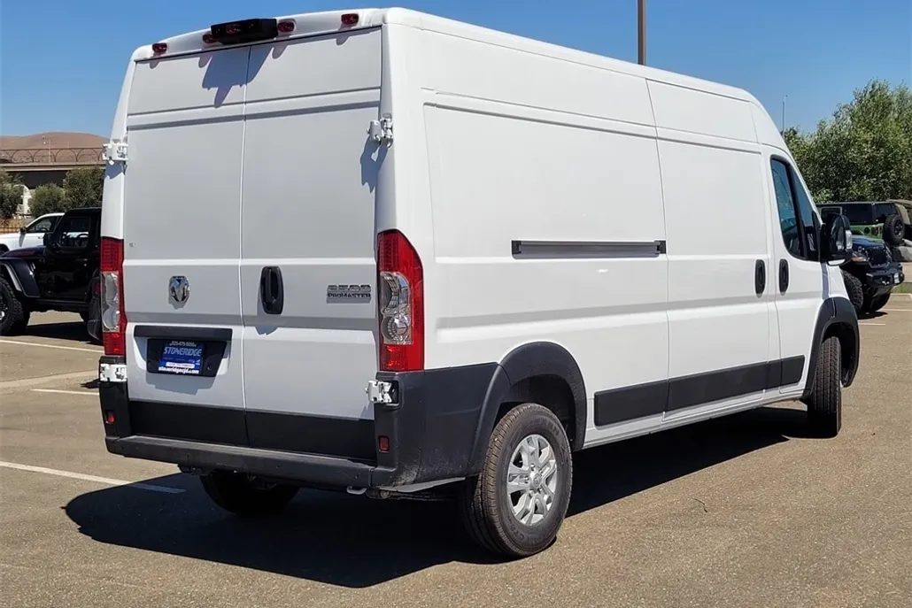 2025 Ram ProMaster 2500 Cargo Van photo 1