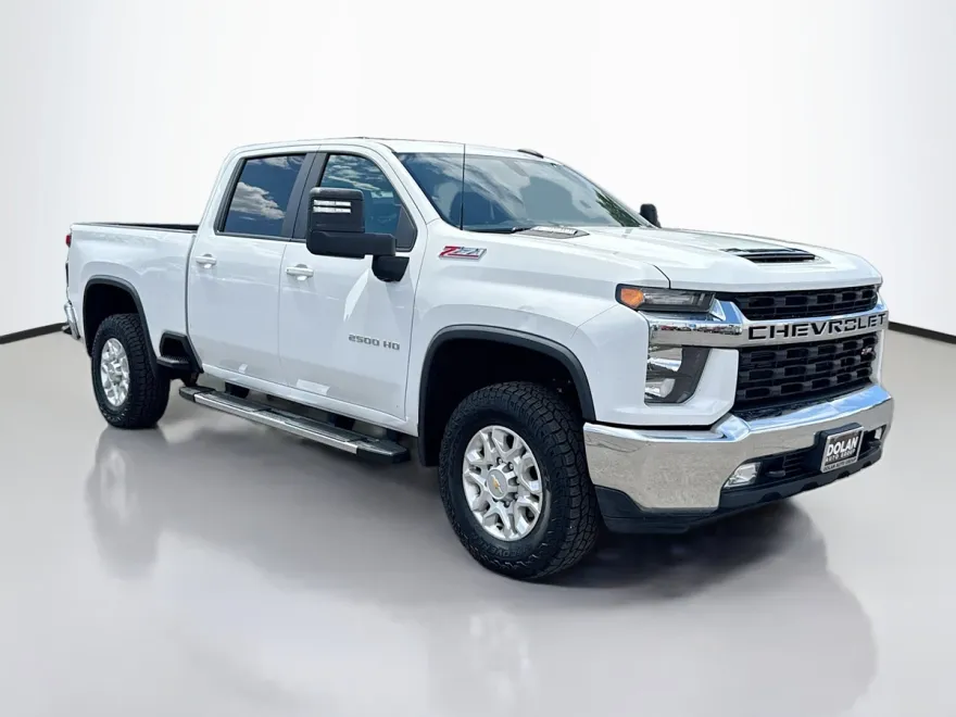 2022 Chevrolet Silverado 2500HD LT photo 1