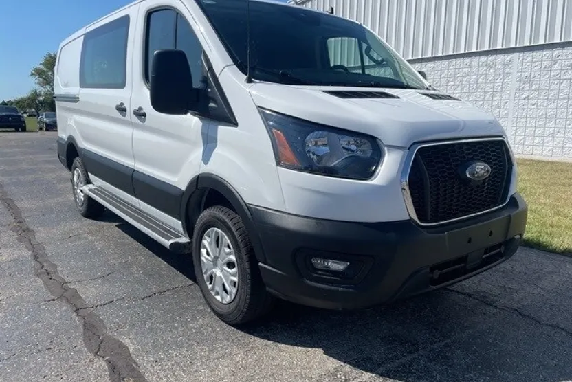2023 Ford Transit photo 1