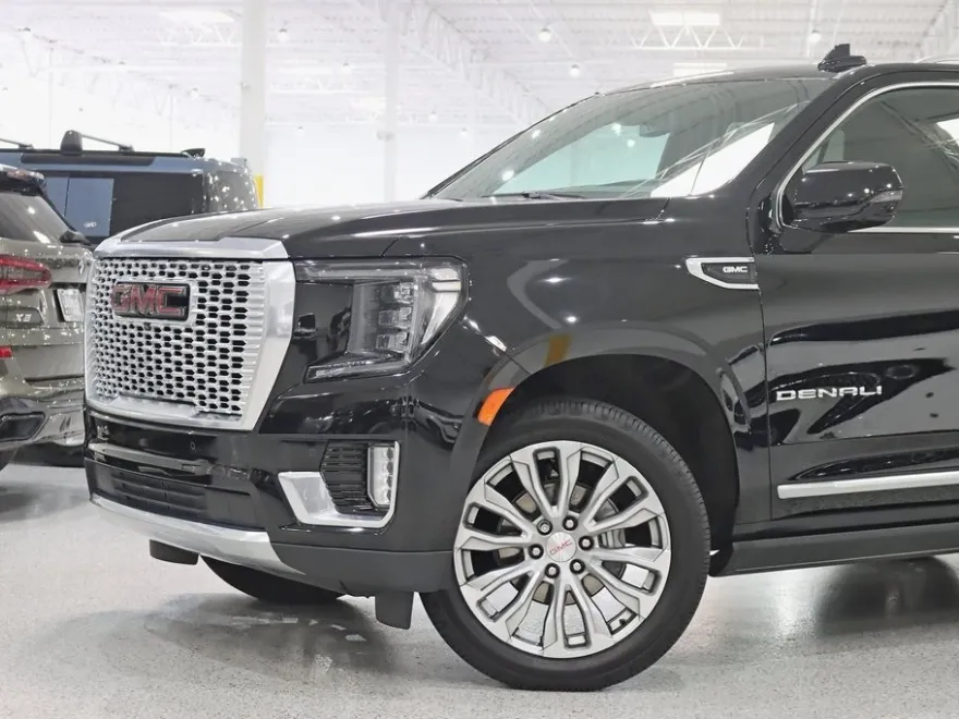 2022 Gmc Yukon Denali photo 1