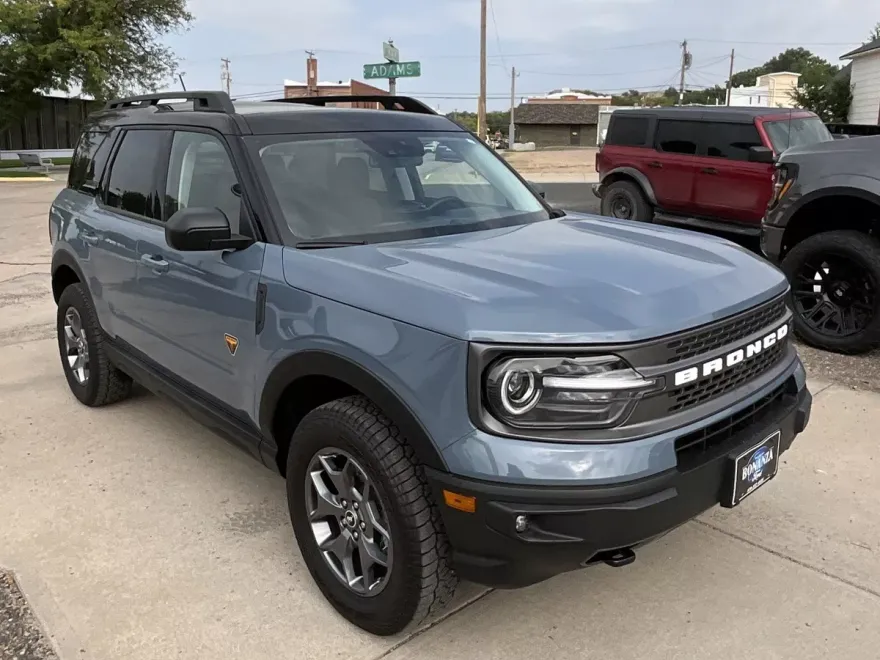 2024 Ford Bronco Sport Badlands photo 1