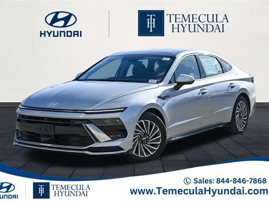 2025 Hyundai Sonata Hybrid Limited photo 1